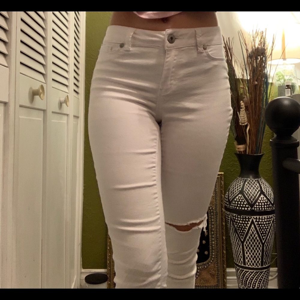 🤍 white high waisted jeans 🤍